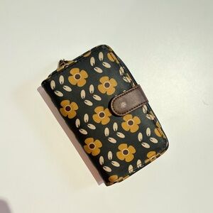 Floral Pattern Wallet with Snap Closure